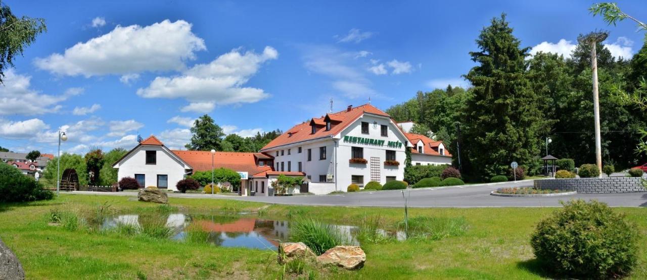Hotel Mlyn - Jihlava Vilanec Экстерьер фото